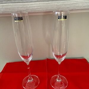 Beautiful Pair of Crystalite Bohemia Glasses New
